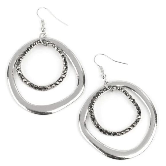 Spinning With Sass Silver Earrings (270) - Picture 2 of 2